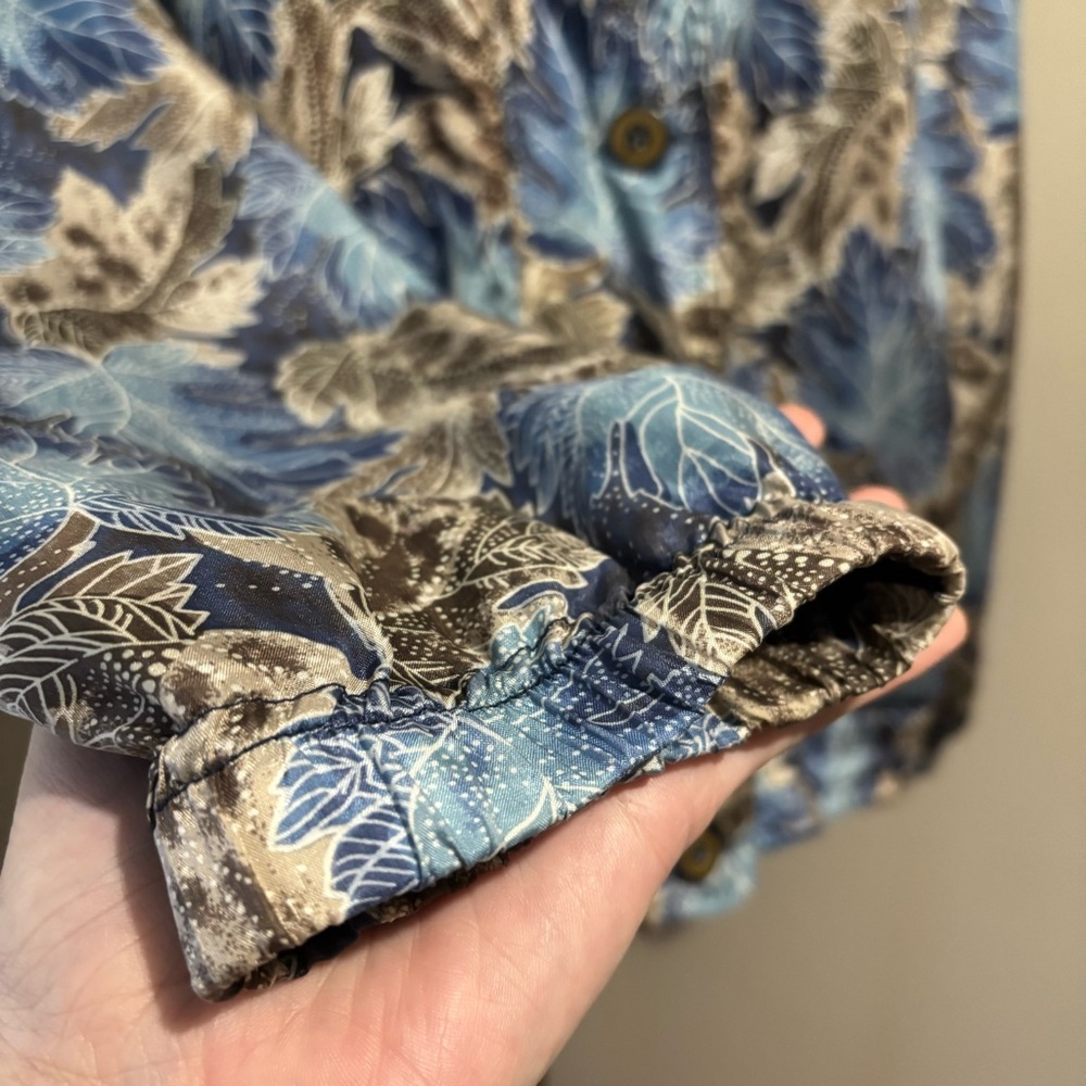 Stunt Sports Silk Jacket Size Medium Floral Abstract Print Detail Blue Grey - Picture 5 of 10